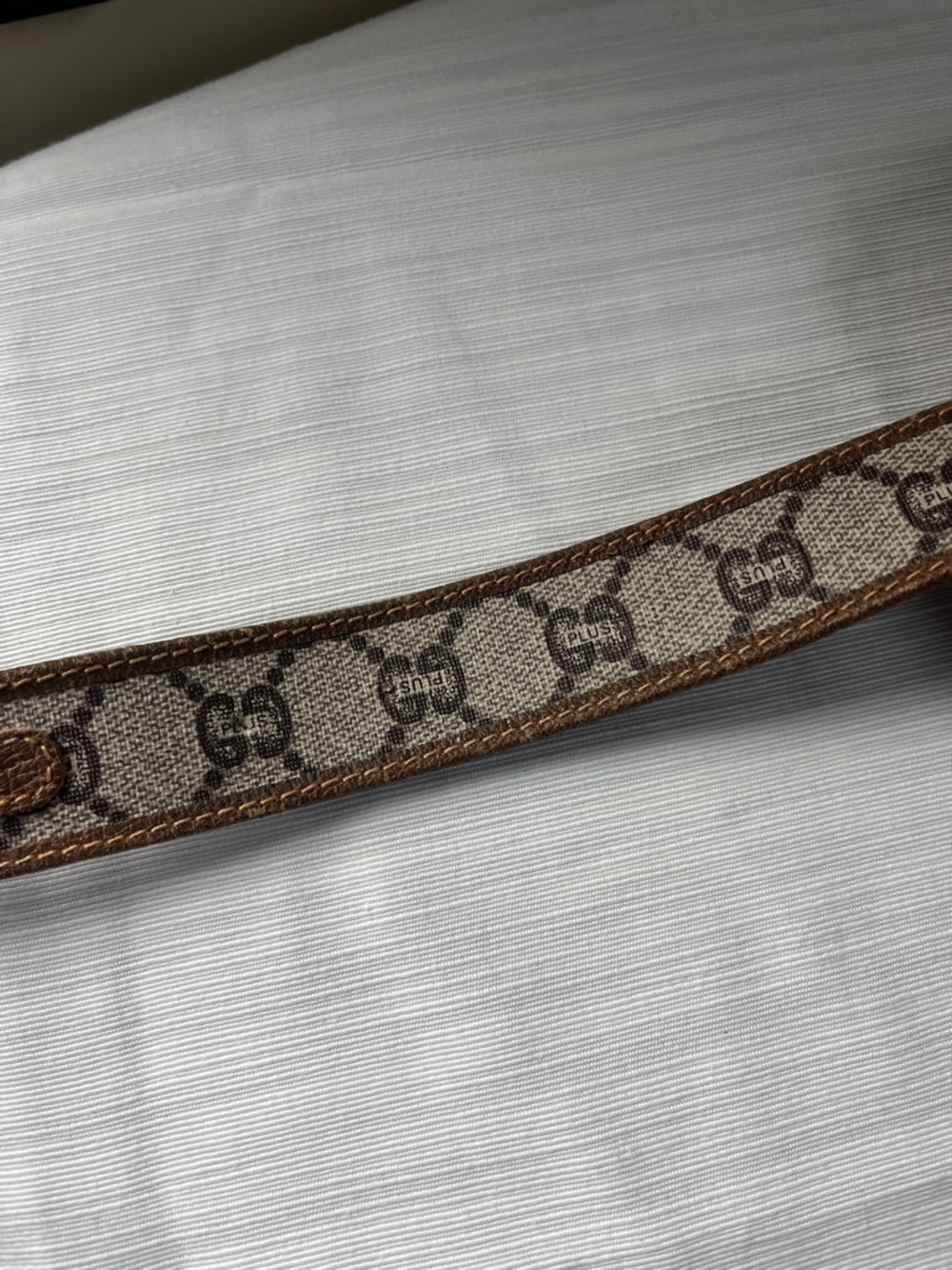 Gucci Brown and Gray Monogram Belt with Two-Tone G Buckle - Picture 11 of 11